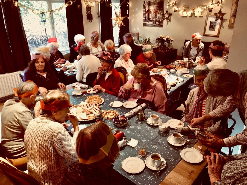Christmas tea party 2019 (1)